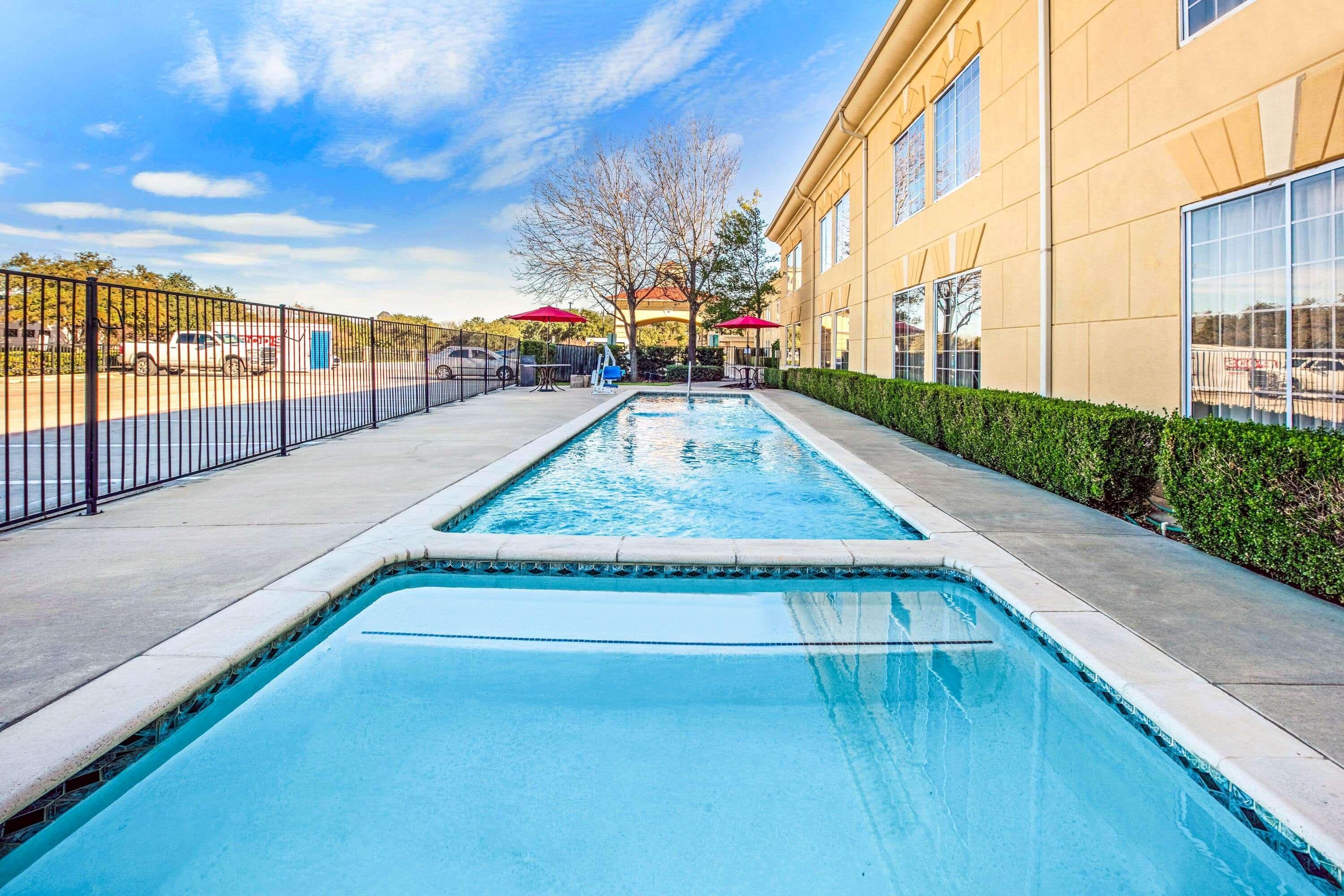 La Quinta By Wyndham Dallas - Las Colinas Hotell Irving Eksteriør bilde