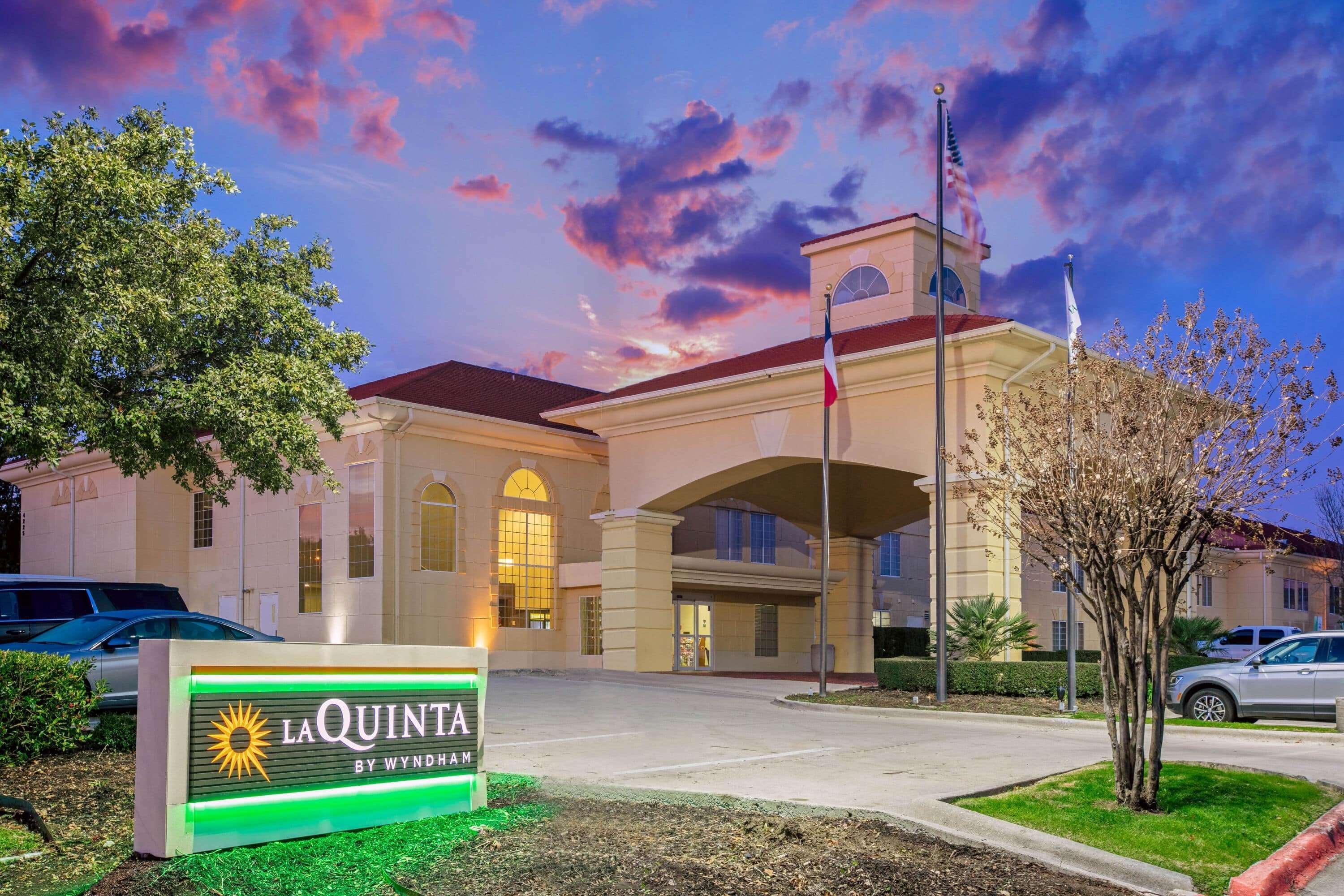 La Quinta By Wyndham Dallas - Las Colinas Hotell Irving Eksteriør bilde